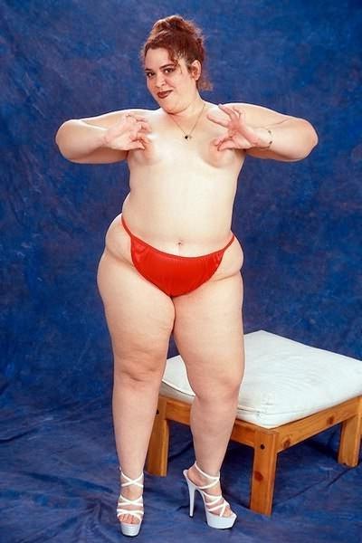 19P Belly in red