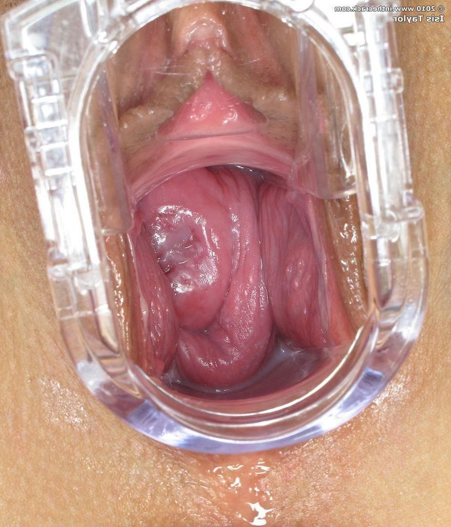 15P Busty babe toys asshole and spreads with speculum