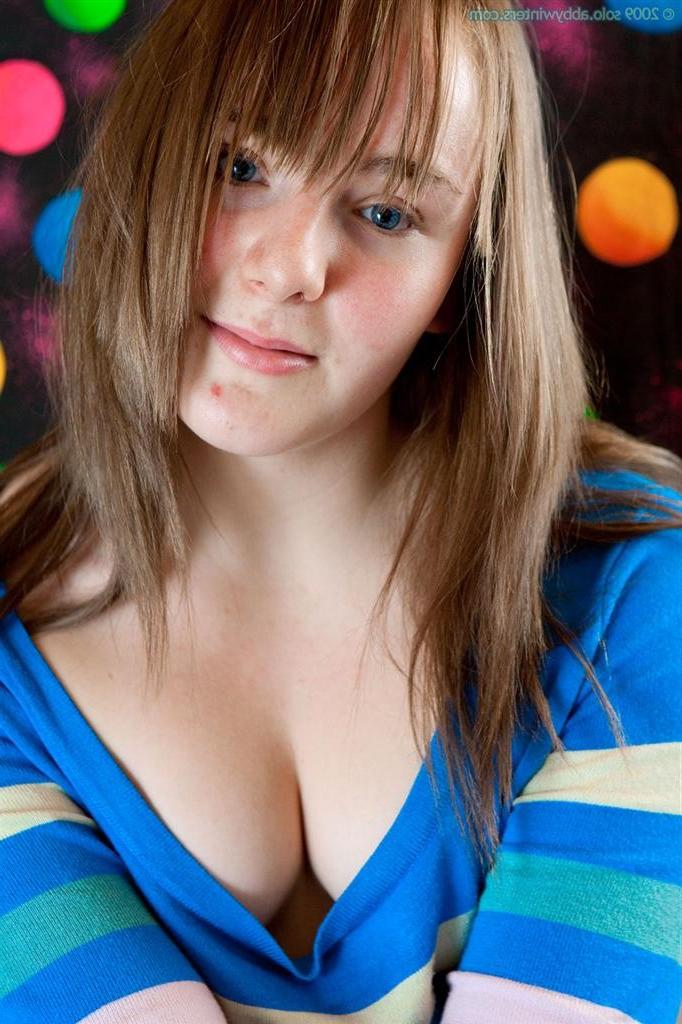 16P Beautiful Australian teen amateur with a very hairy pussy