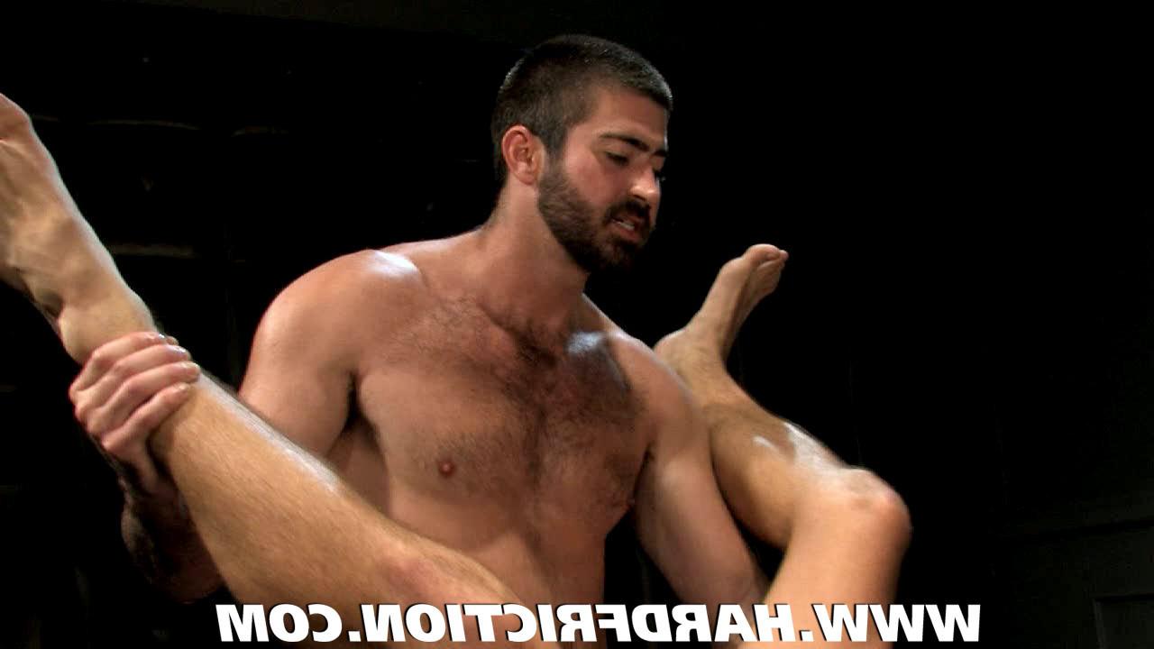 15P Matt is hardly fucked by his best friend with big cock!