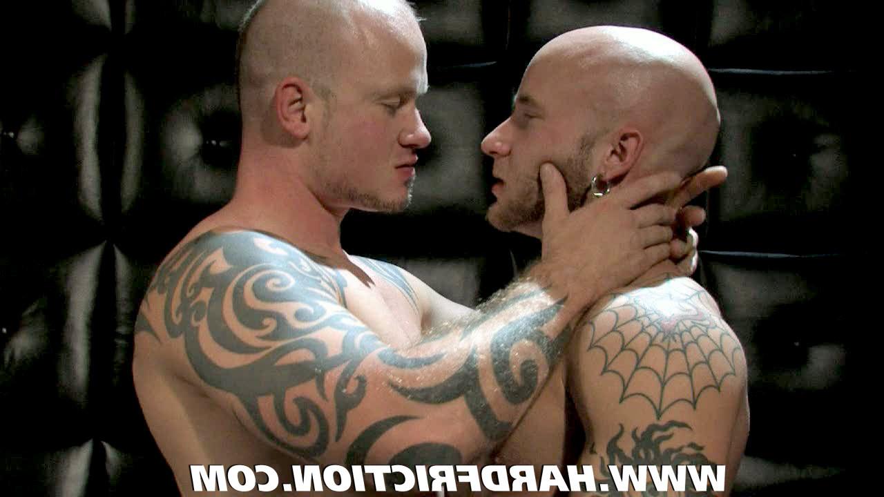 15P Matt is hardly fucked by his best friend with big cock!