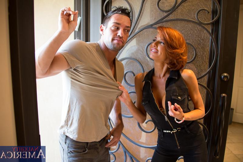 12P Veronica Avluv orders herself a gigolo. When Johnny shows up asking for directio