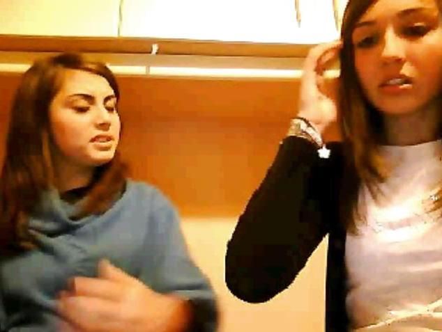 16P TEENS ON CAM WATCHING DICK - PLS COMMENT DIRTY