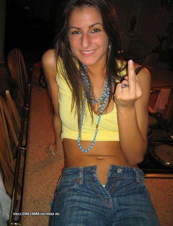 15P Teen girlfriend gets fucked with cumshot on belly