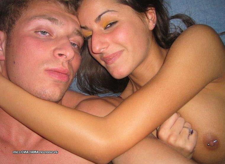 15P Teen girlfriend gets fucked with cumshot on belly