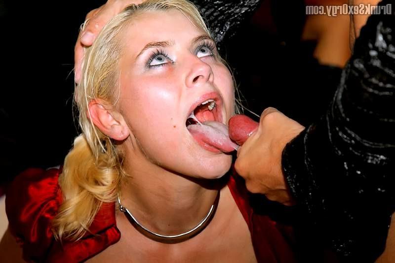 20P Tipsy eurobabes play with jizz on their hooters