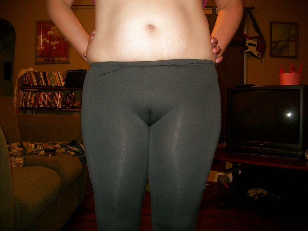 4P Wife Cameltoe