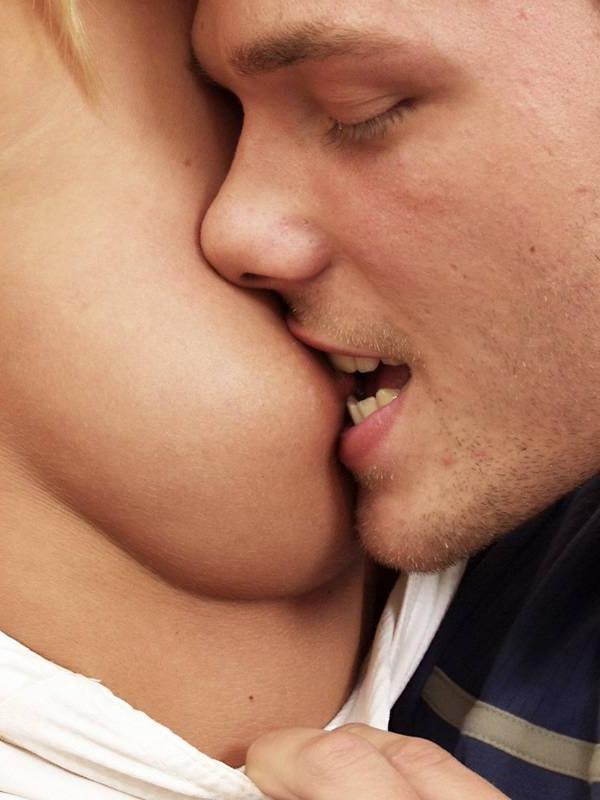 16P Shy horny lover gets blowjob sex and cumshot load