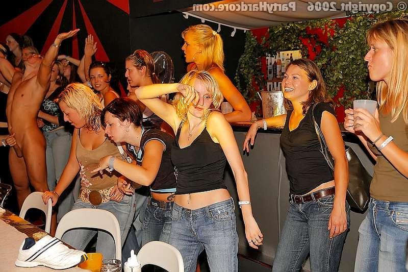 20P Amateurs get their hooters plastered with cum