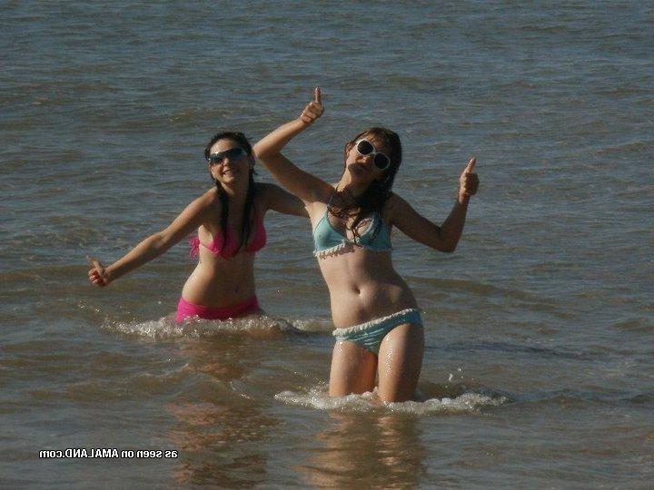 13P Picture set of sexy steamy hot non-nude babes