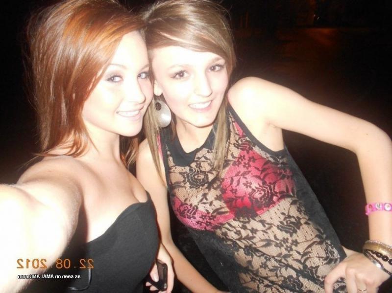 13P Picture set of sexy steamy hot non-nude babes