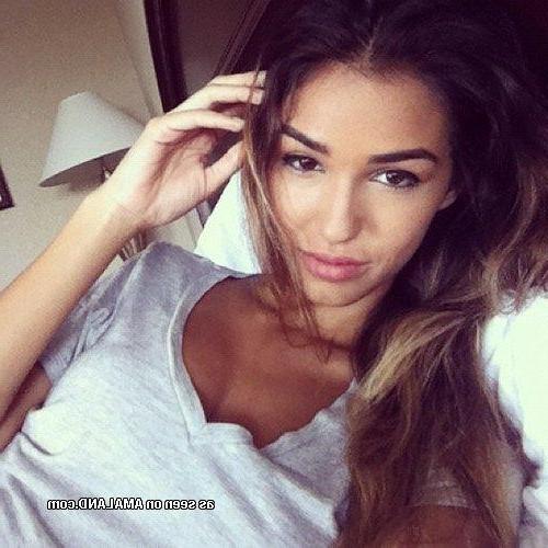 14P Picture set of naughty non-nude babes posing sexy