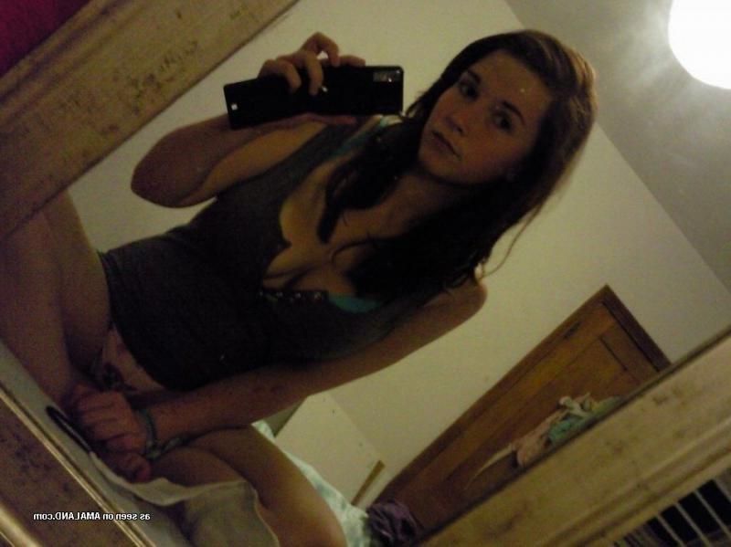 14P Pics of a brunette cutie posing in various sexy outfits