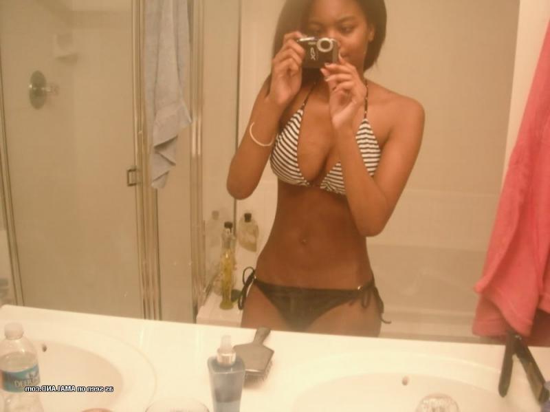 10P Black girlfriend with fine tits selfshooting for her pal