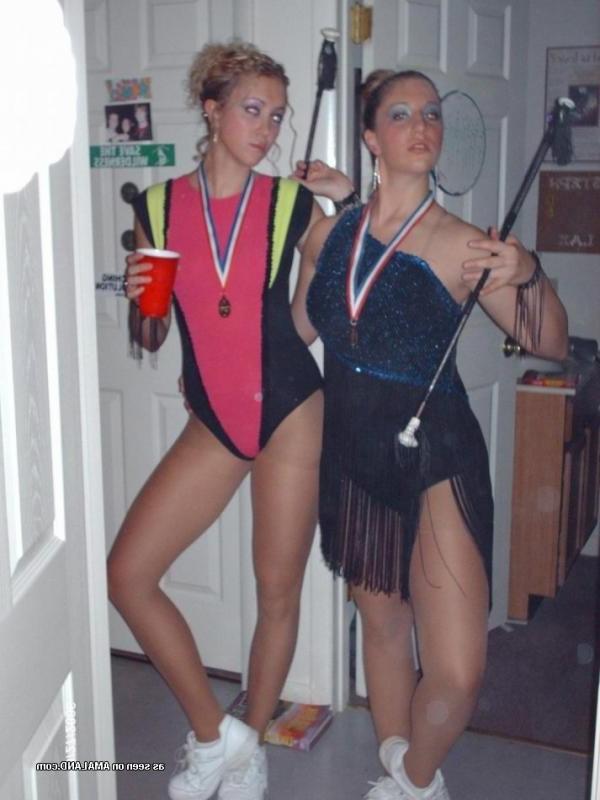 10P Naughty non-nude pics of GFs in sexy stockings