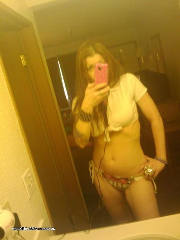 14P Collection of sexy amateur non-nude girlfriends