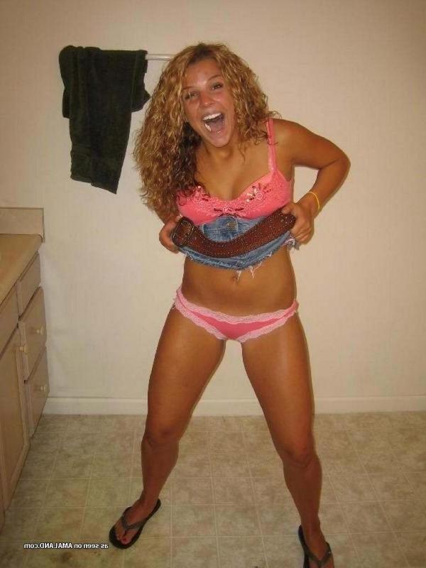14P Collection of various hot amateur non-nude chicks