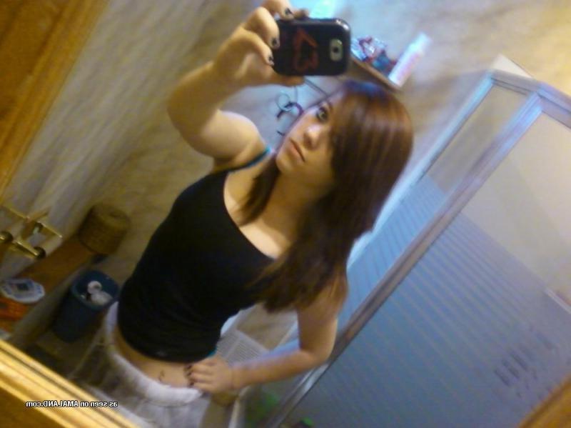 10P Pictures of hot sexy kinky amateur girlfriends' selfpics
