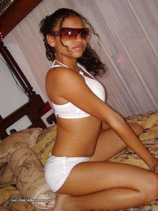 10P Curvy amateur babe shows off tight body in a white bikini