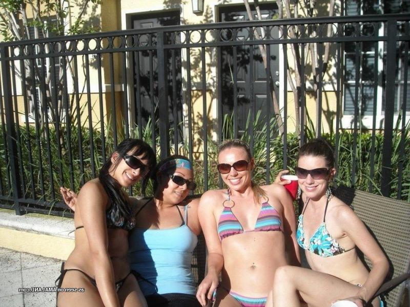 14P Officemates posing in sexy bikinis during vacation