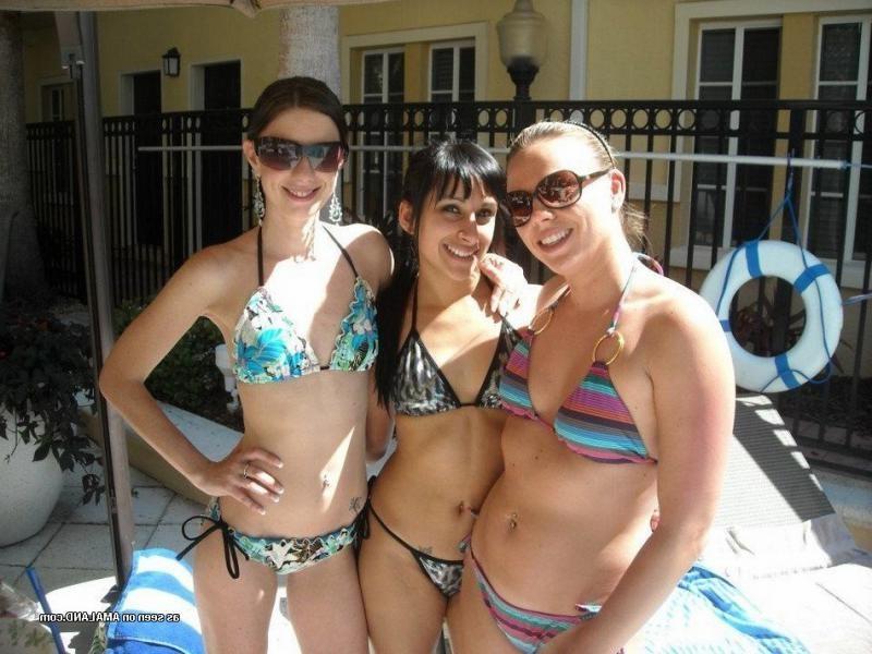 14P Officemates posing in sexy bikinis during vacation