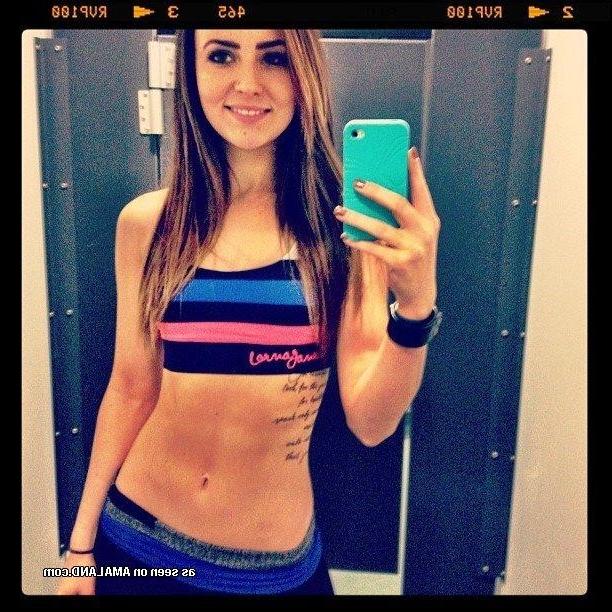 14P Steamy hot sexy kinky amateur non-nude girlfriends