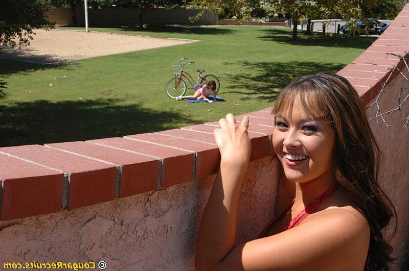 20P Teen stalked by cougar babe