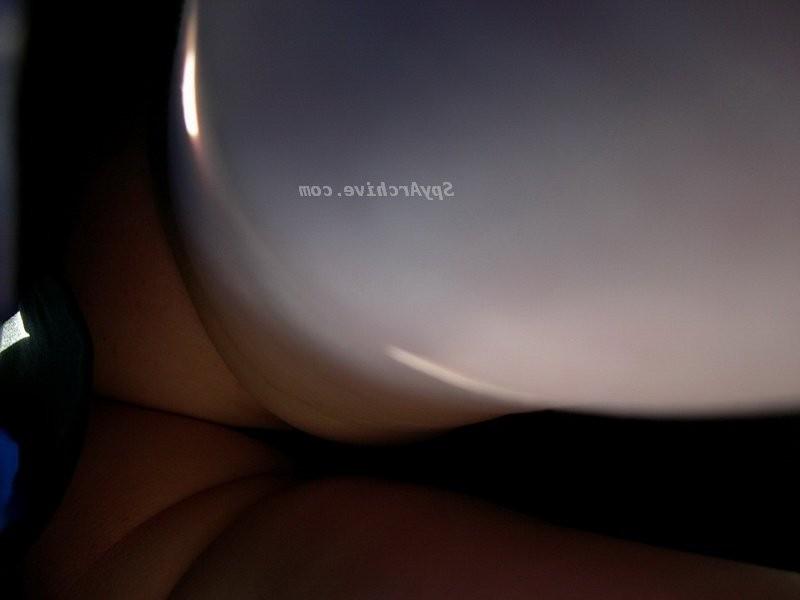 15P Upskirt photos