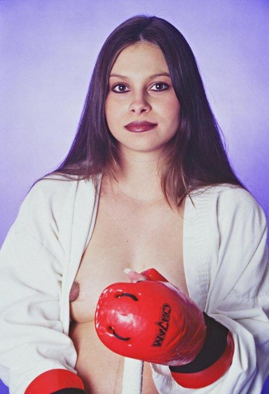 15P Hockey player with pregnant belly
