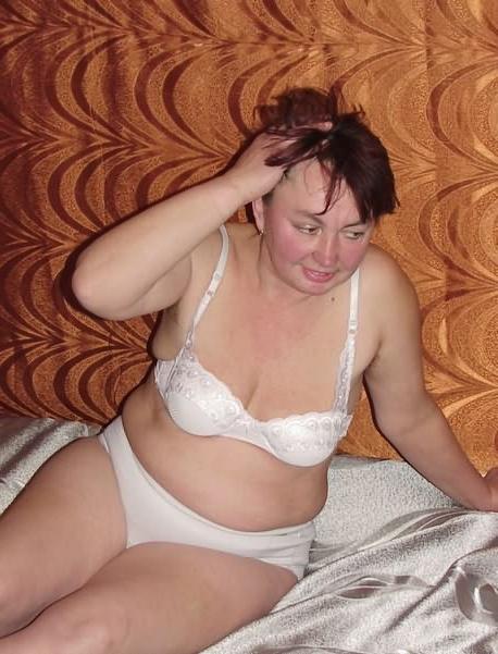 16P Untutored chubby mature country girl