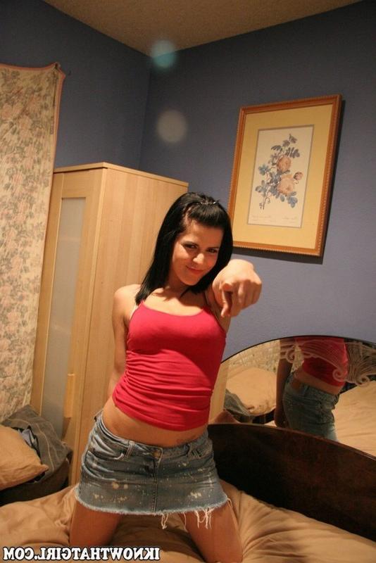 16P Lucky guy fuck two hot babes with big tits in bed