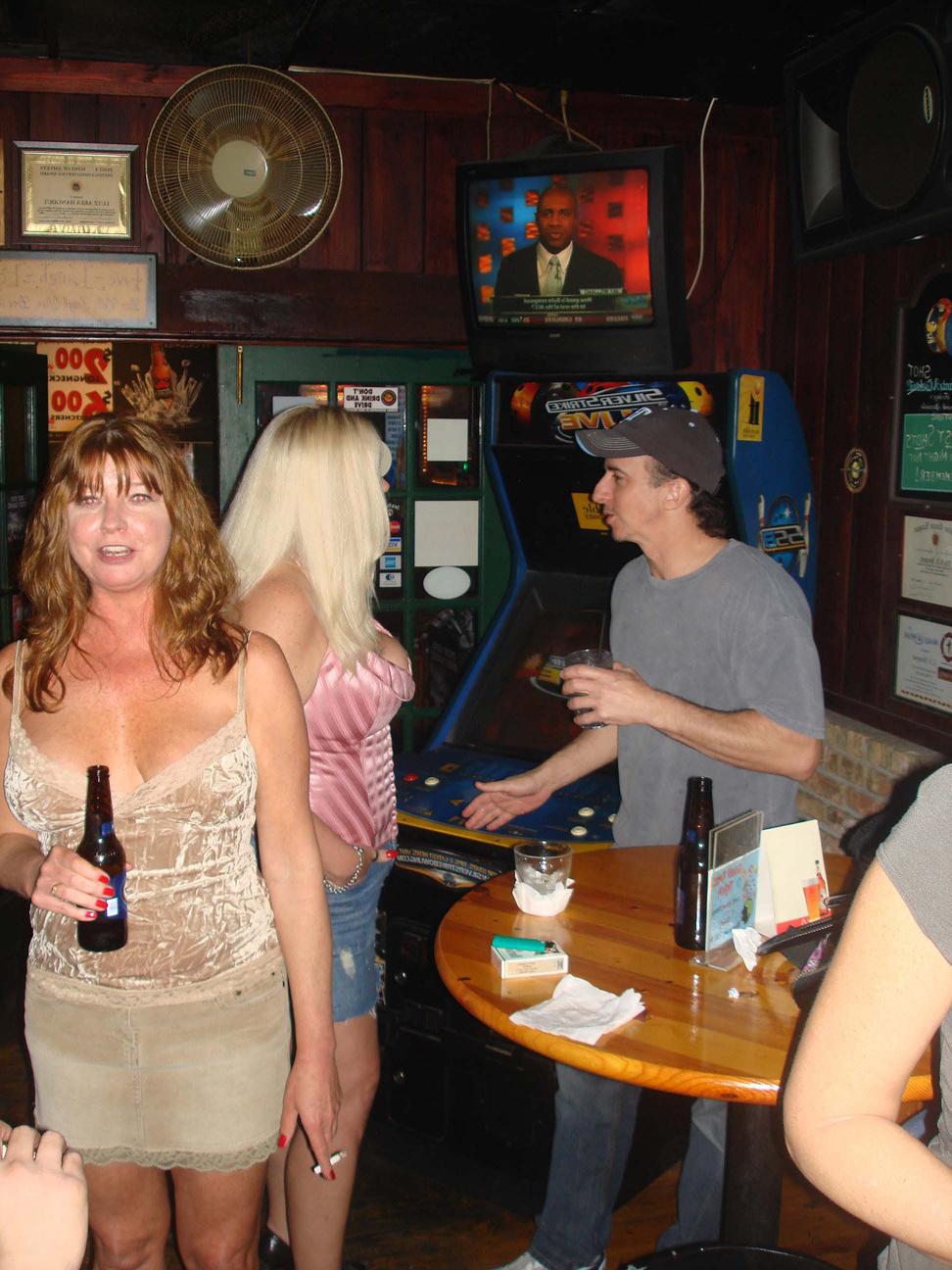16P REAL TAMPA SWINGERS - AMAZING SWINGER ORGIES