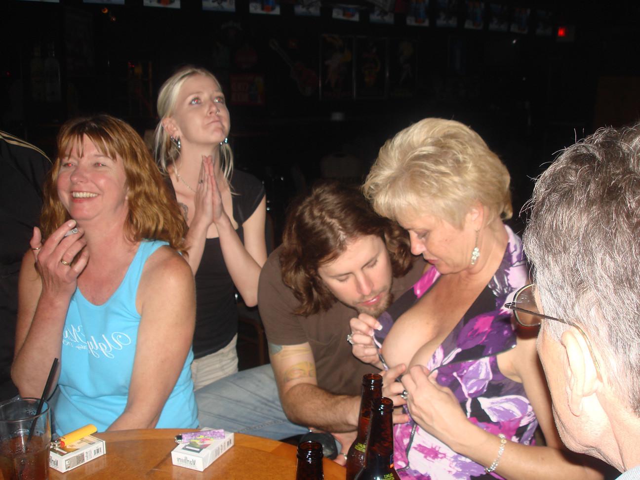 16P REAL TAMPA SWINGERS - AMAZING SWINGER ORGIES