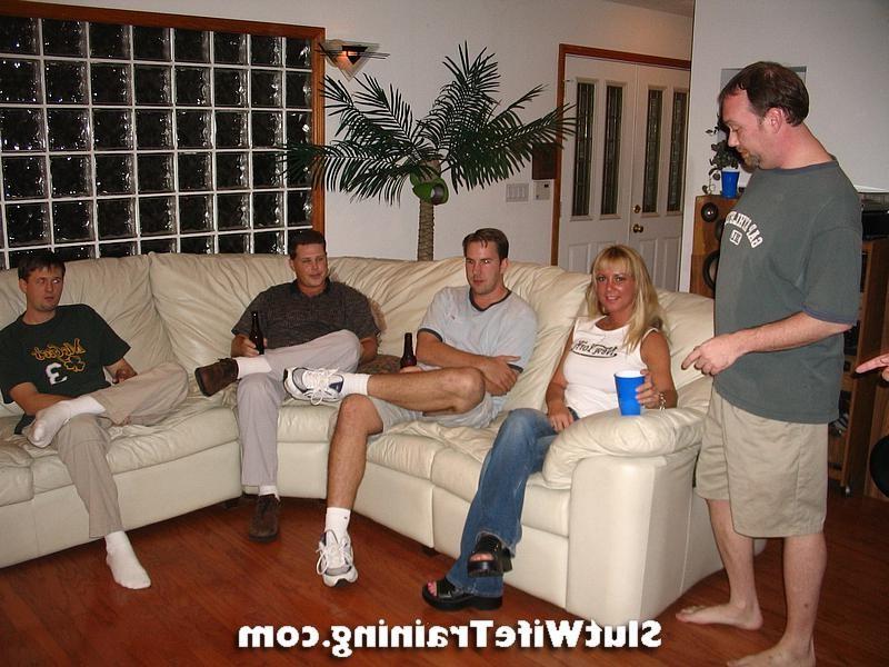 16P Freaking blonde housewife gets gangbanged on her training