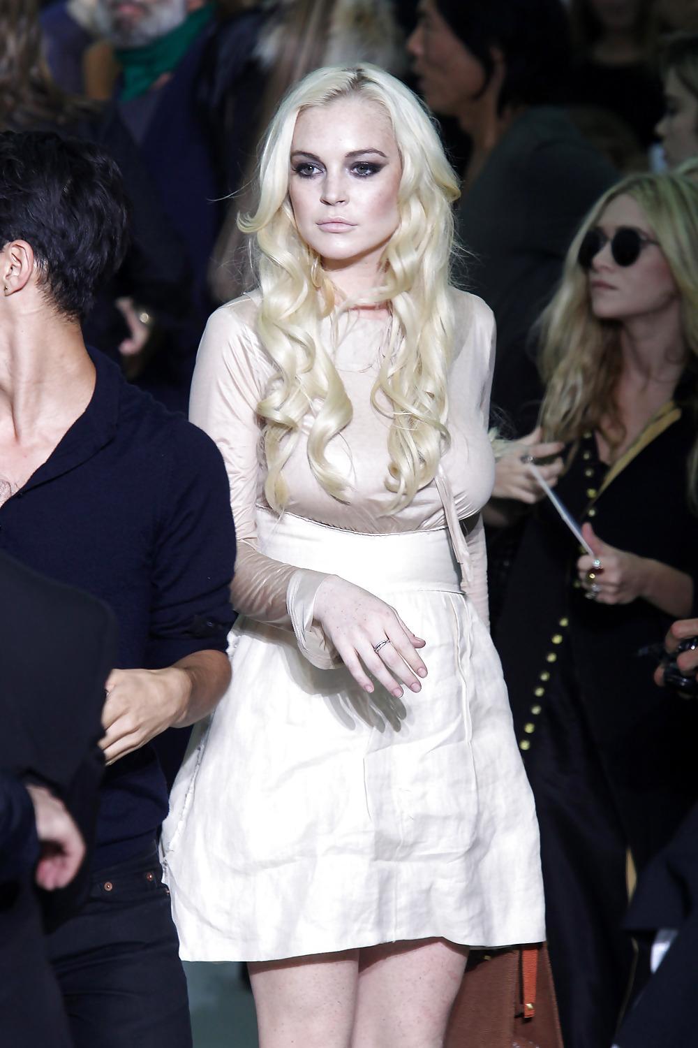 16P Lindsay Lohan - Dw by Kanye West fashion show in Paris