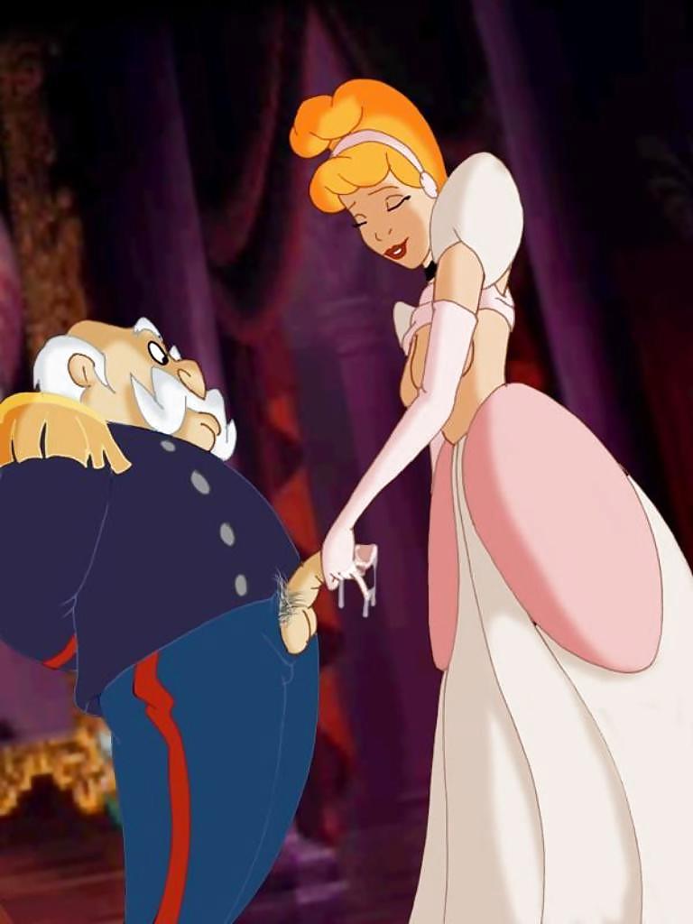 11P Cinderella  Que Puta - what a whore 