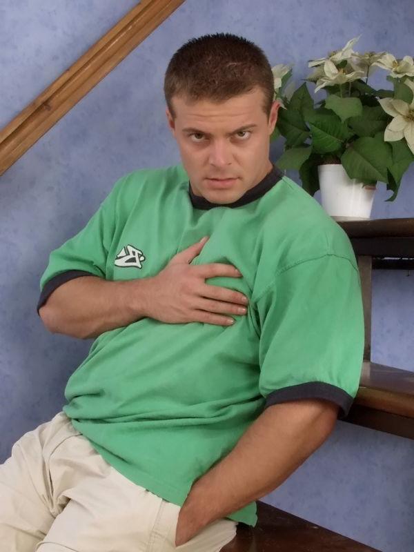12P Paul undressing and flexing in his dorm