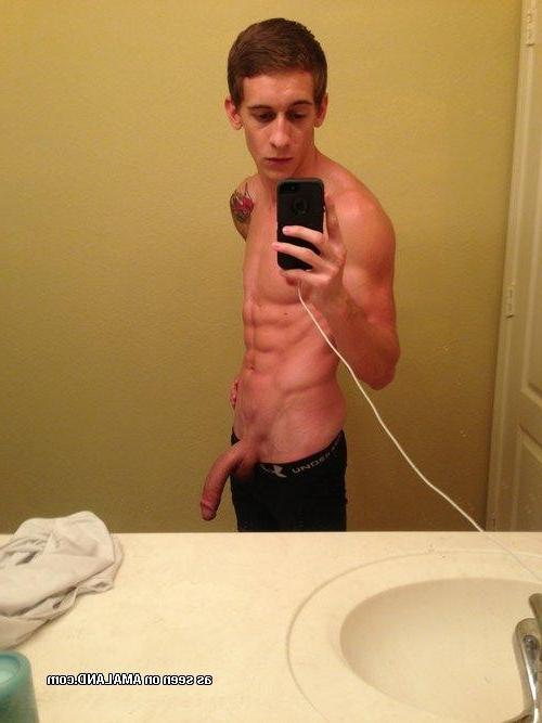 15P Sexy boyfriends show off their stiff cocks on cam