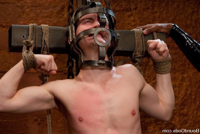 15P Studly Scott Alexander fucks CJ in bondage and cums all over his face