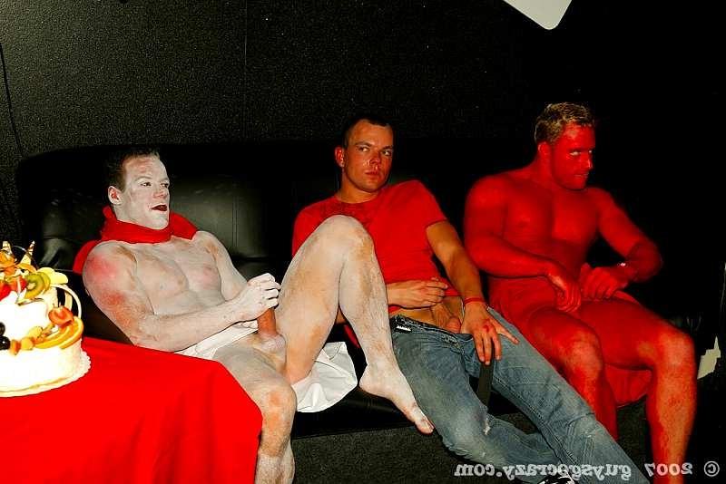 17P Gays touch all bodyparts during a wrestling game
