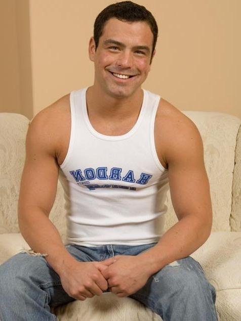 16P canadian college hunk jason shaw is back