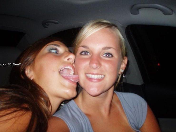 12P Amateur Cuties Being Naughty For The Camera