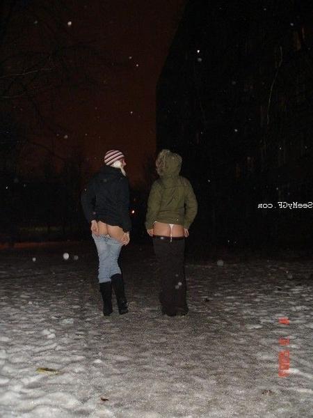 12P Amateur Cuties Being Naughty For The Camera