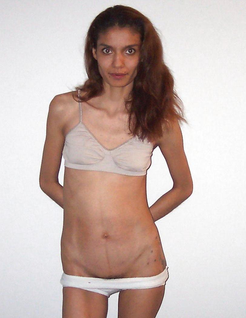 25P REAL HOOKER CARLA 