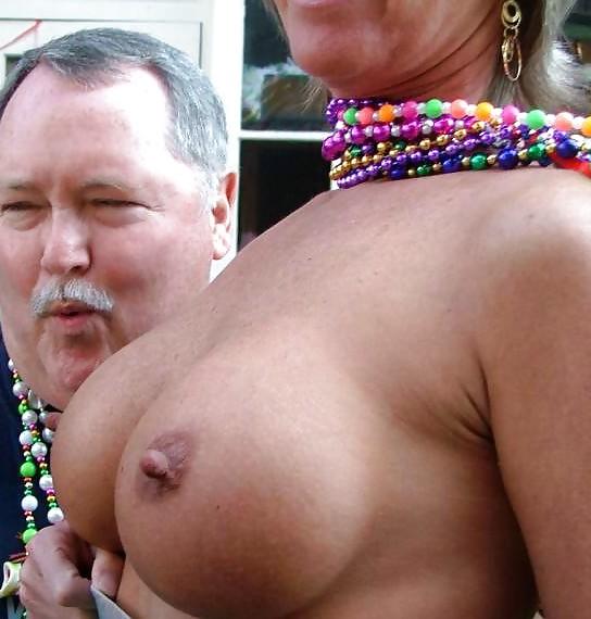 25P Yes ! show me your tits !
