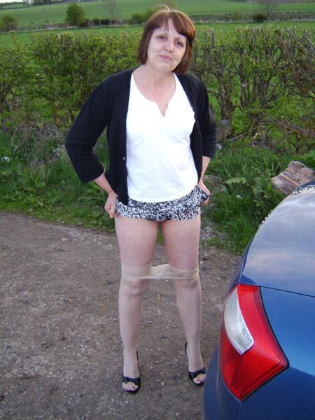 16P Hottest Older Women