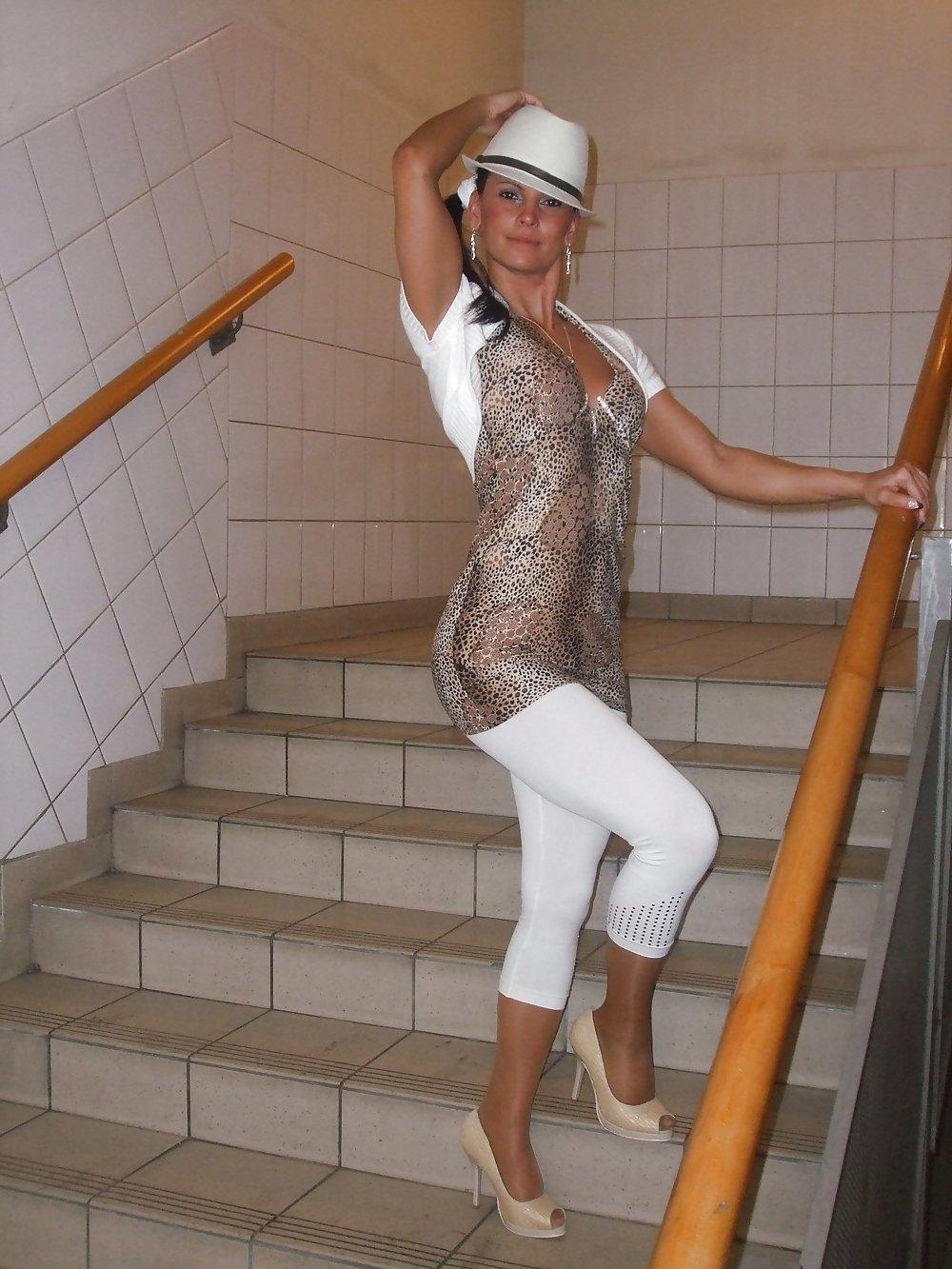 19P Perfect Milf Enci&Monique