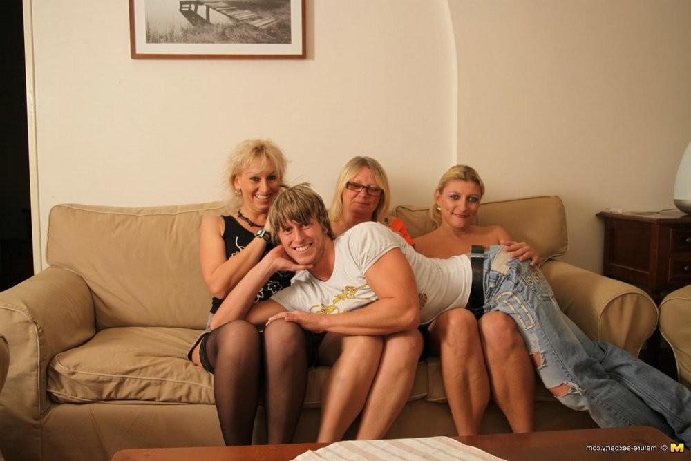 16P One lucky dude and three horny mature sluts