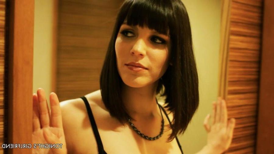 16P High class escort pleasing her wealthy client