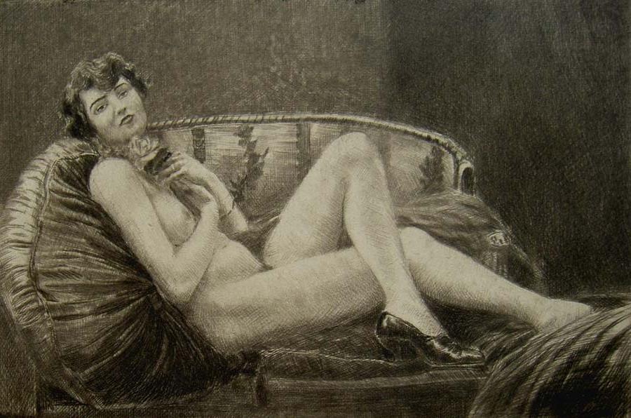 16P Vintage ladies are proud of their boobies and show them on cam